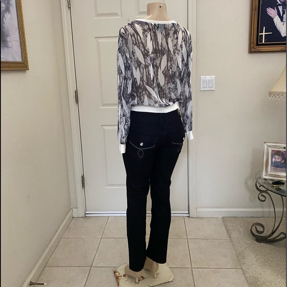 “JORDACHE” 🖤 SUPER CUTE 🌹Premium, black jeans - Picture 16 of 16